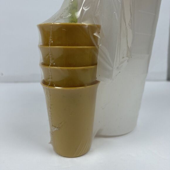 Vintage Lustro-Ware 70 oz Drink Juice Pitcher Lid 2 Qts 4 Tumblers Sealed NOS - Picture 6 of 8